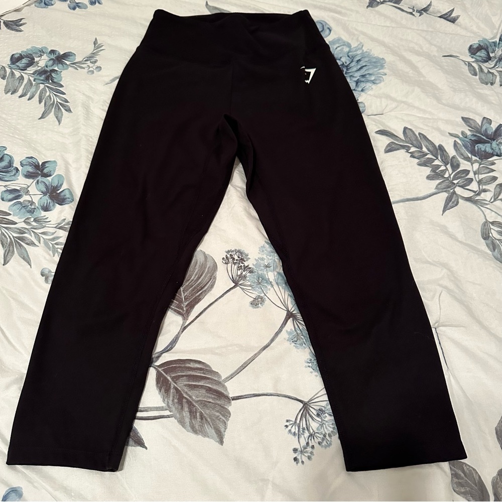 Like new XS Gymshark capri leggings